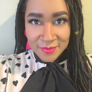 Meet your Posher, Janel